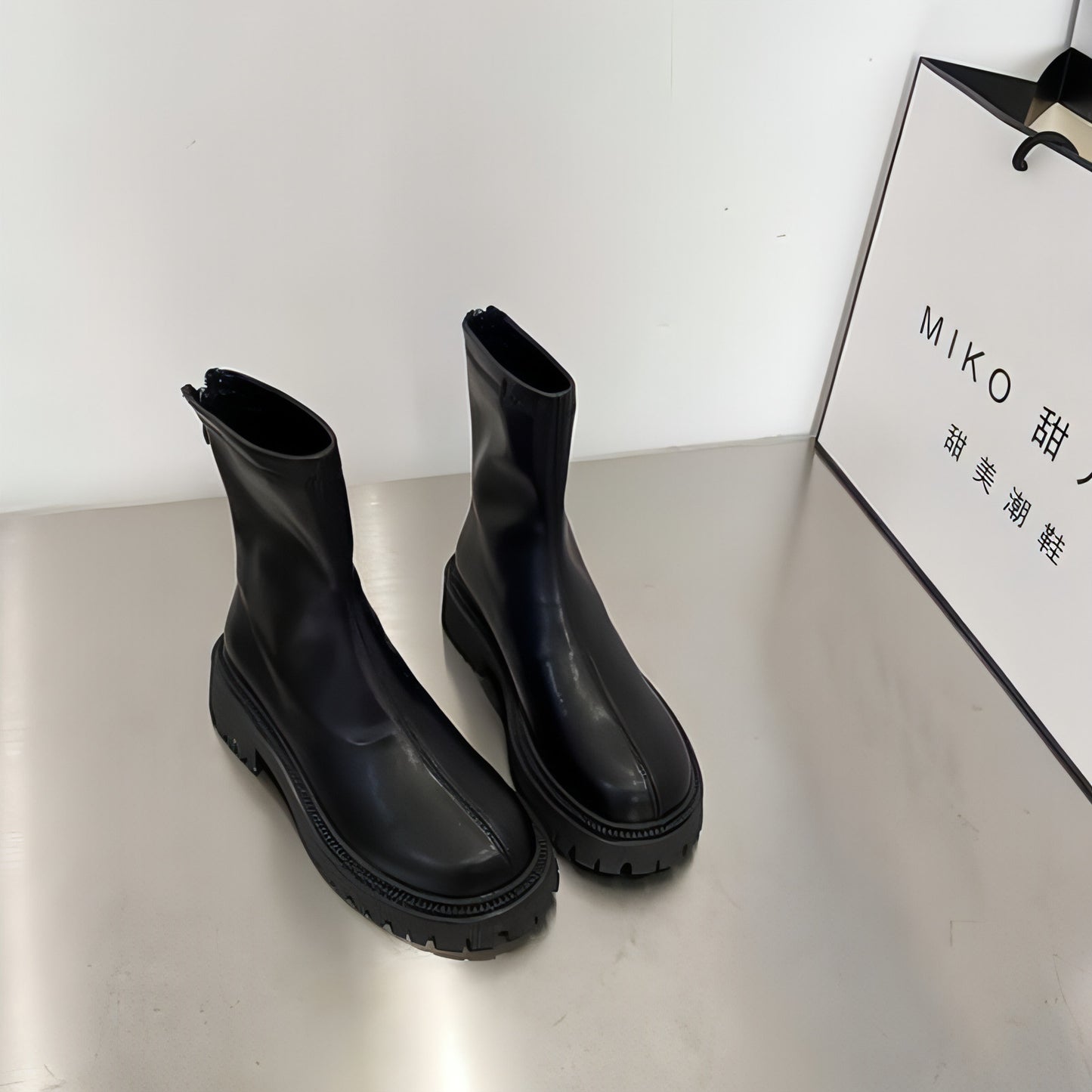 Warm Thick Soled Boots Women