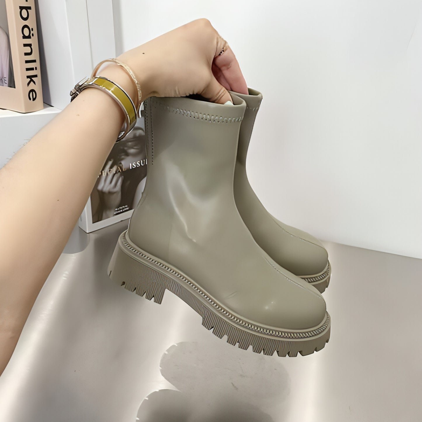 Warm Thick Soled Boots Women