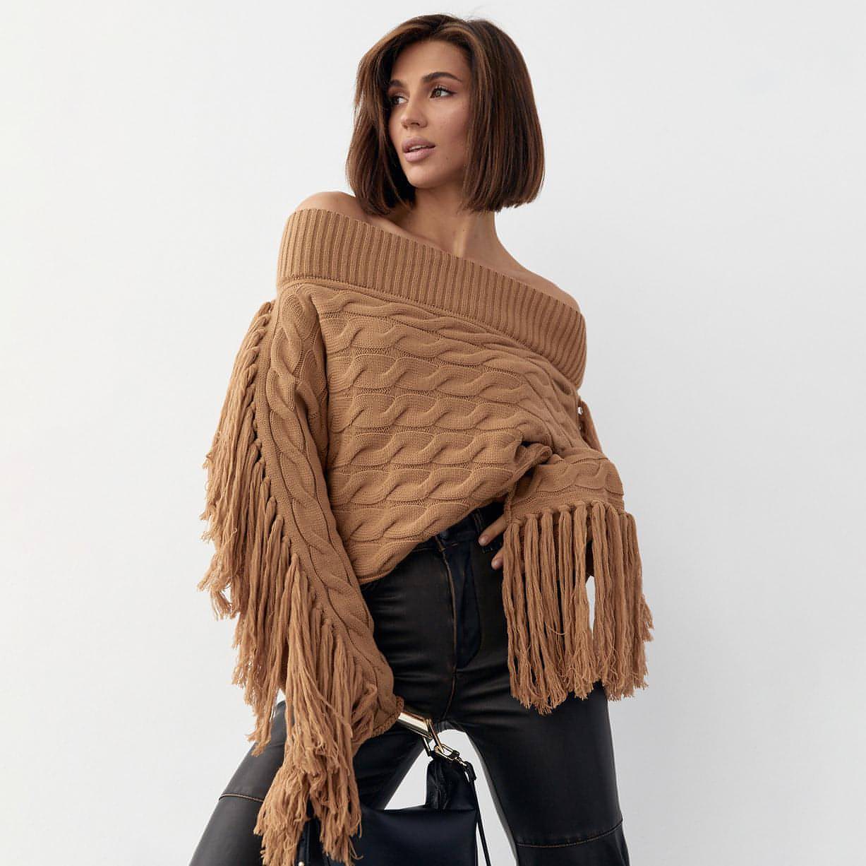 A Pure Color Elegant Style Woolen Tassel Design Sweater Women