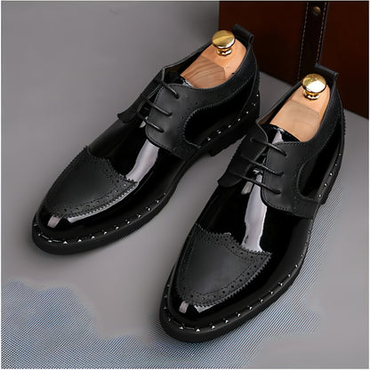 Verão britânico apontado com sapatos de couro casual homens