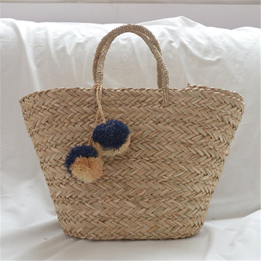 SolunaWeave™ – Raffia Pom Beach Bag