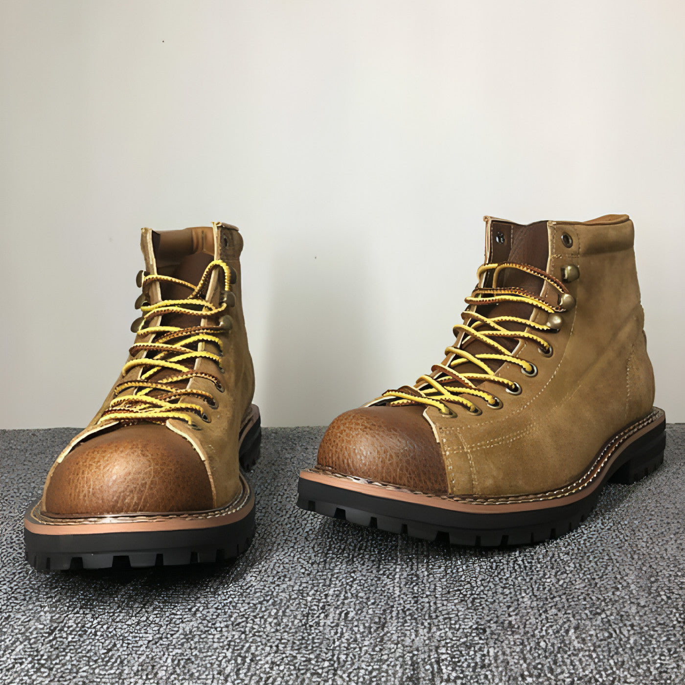 Autumn And Winter Men's Round Toe Fashion Casual Leather Shoes Martin Boots