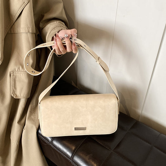 UrbanEase™ – Nylon Baguette Bag